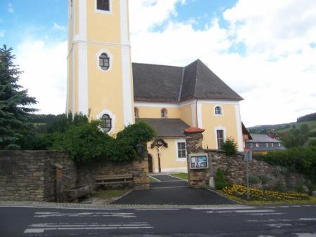 Beautiful 800 year old Church in the center of St. Jakob im Walde